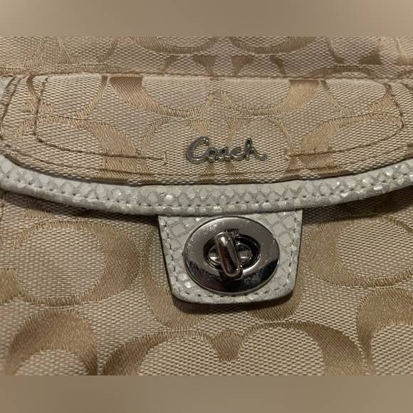 Coach Signature Jacquard Swingback Crossbody Bag - Picture 2 of 14